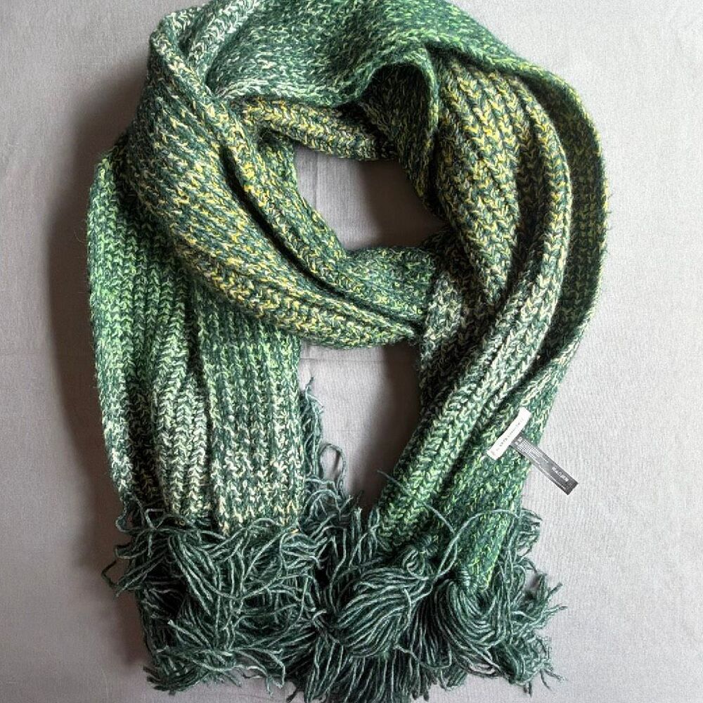 Anthropologie Celeste Scarf Ribbed Green Marbled Fringe Bulky